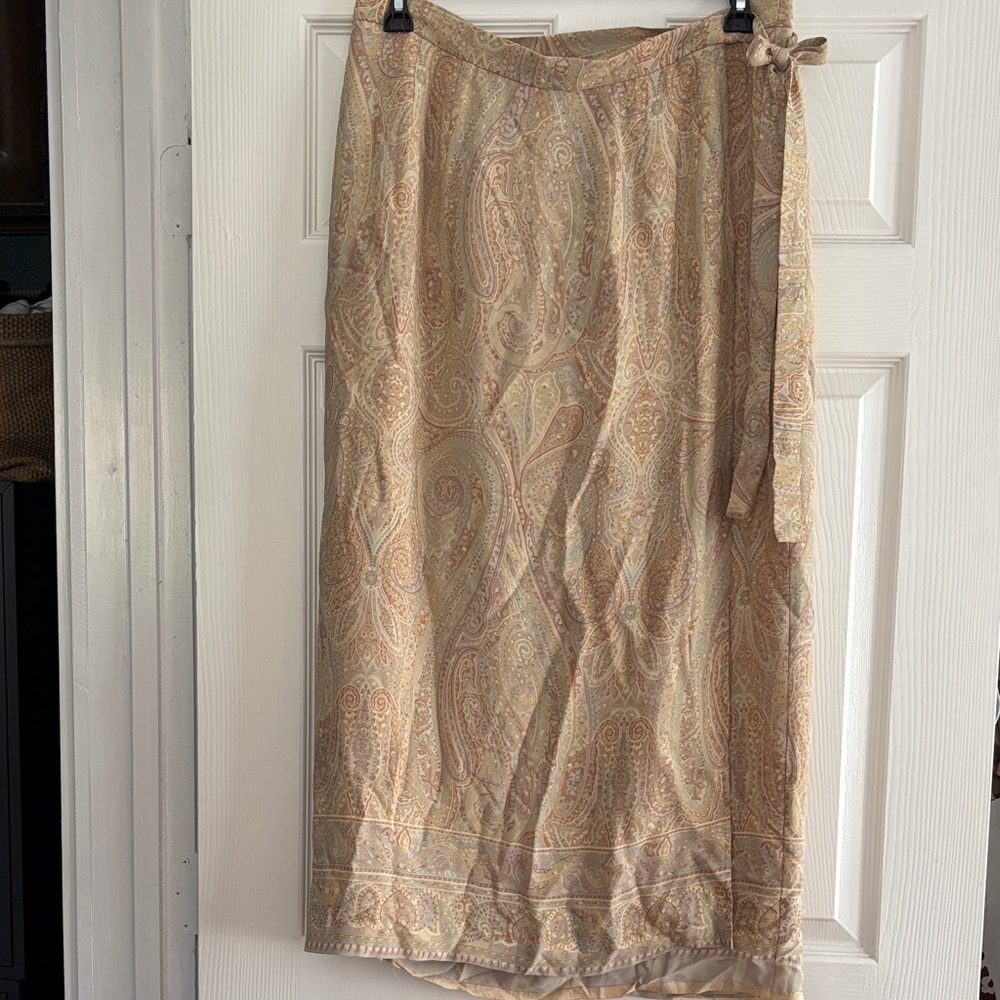 Vintage Silk Paisley Wrap Skirt in Beige and Tan
